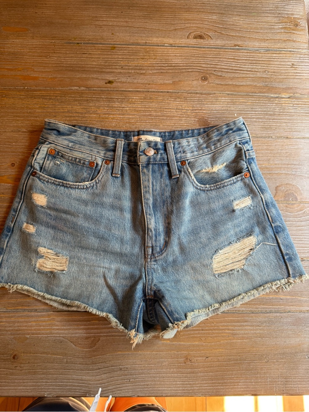 Madewell “relaxed denim short” perfect condition